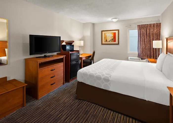 Magnuson Hotel Detroit Airport Romulus